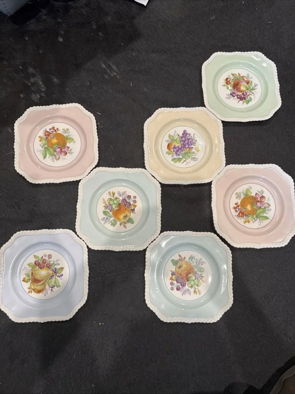 7 CALIFORNIA Pastel Fruit Square Salad Plates 7 5/8